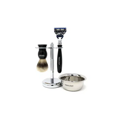 4 Piece Fusion Razor Shave Kit