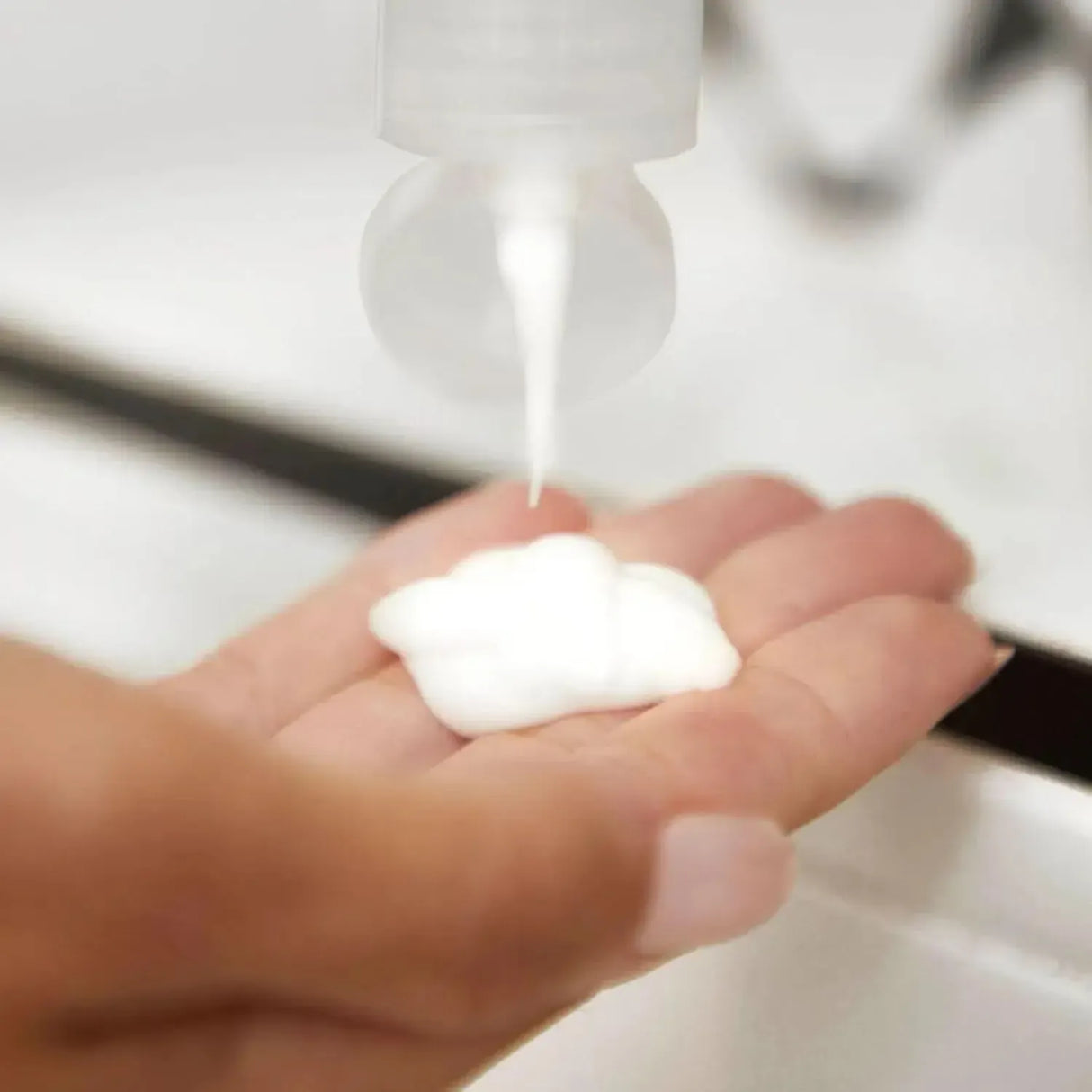 Tea Tree Hemp Restoring Conditioner & Body Lotion